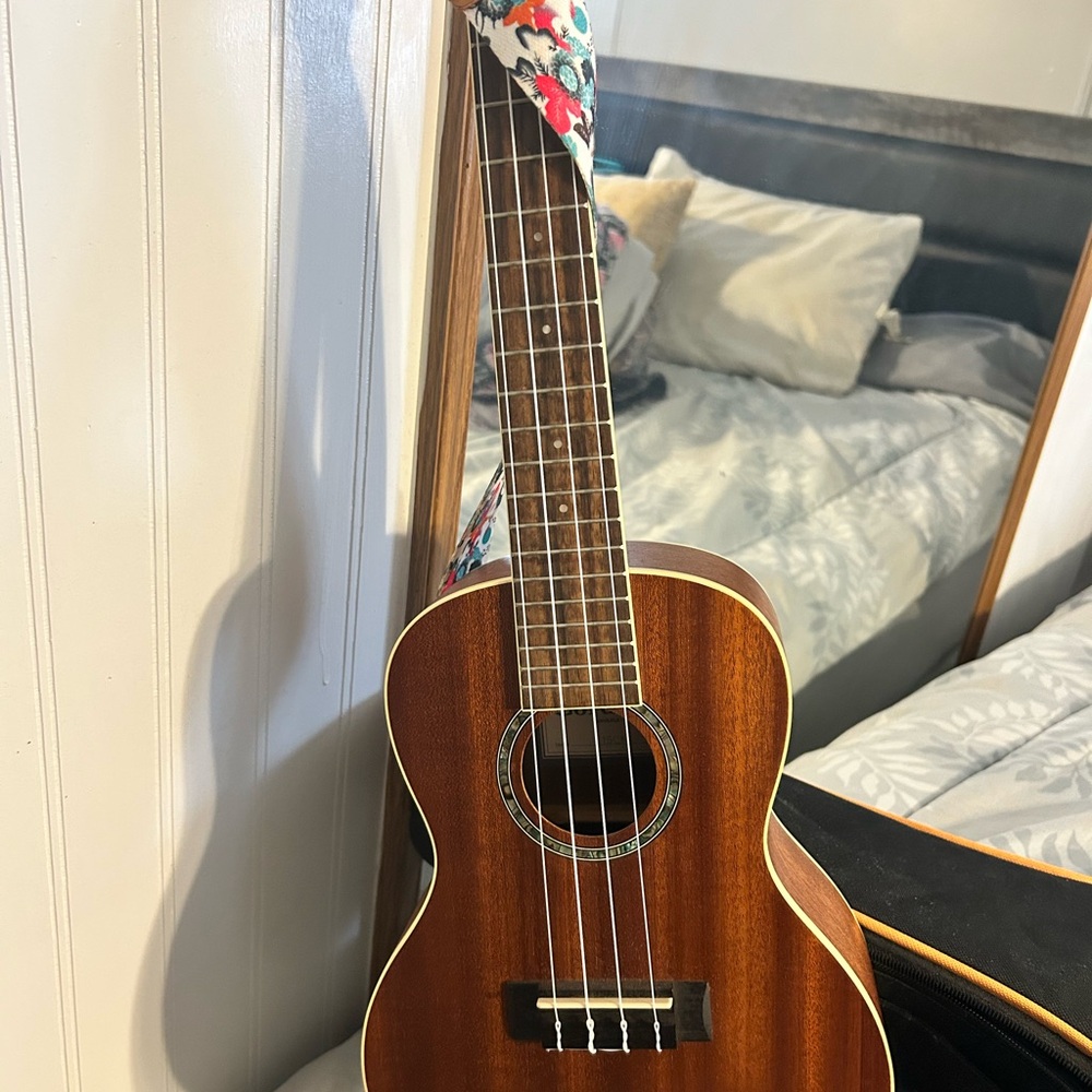 Mahogany Ukulele with Floral Strap